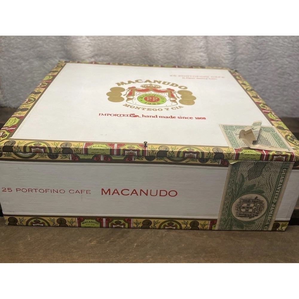 Cigar Box Macanudo Empty Collectible Box With Stamp 25ct Prince Philip Cafe